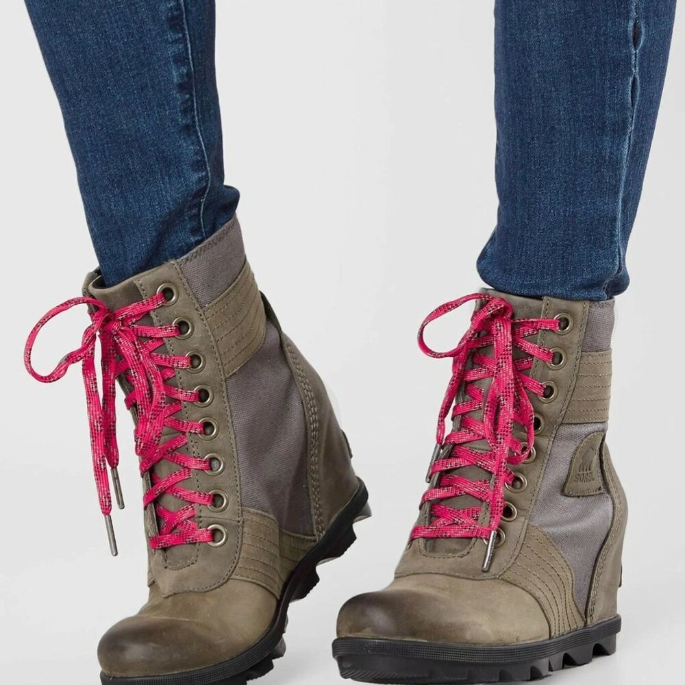 Sorel Women's Taupe Gray Lexie Wedge Leather Ankle Moto Boots Size US 9